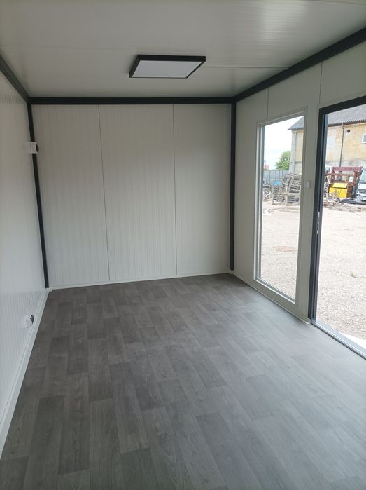 Pawilon handlowy, biurowy 7/3m, na ramie.