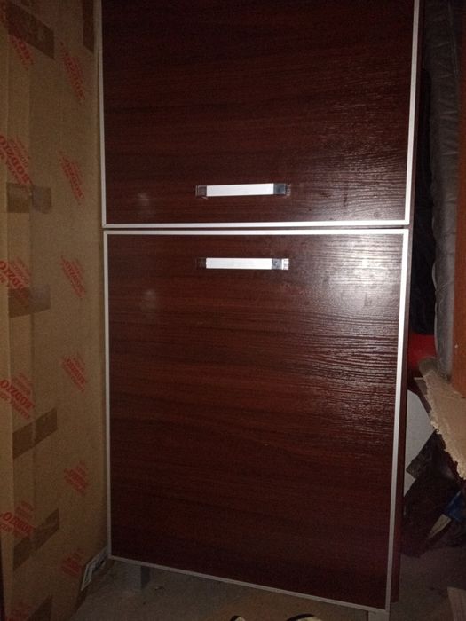 Duża szafka kuchenna Bodzio kolor wenge z aluminiowymi narożnikami