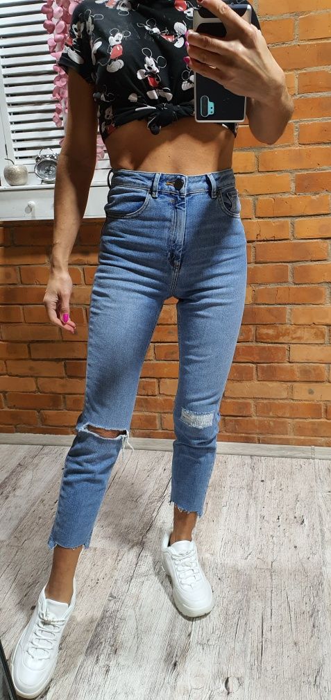 Asos spodnie jeansy wysoki stan strzępione nogawki przetarcia XS S