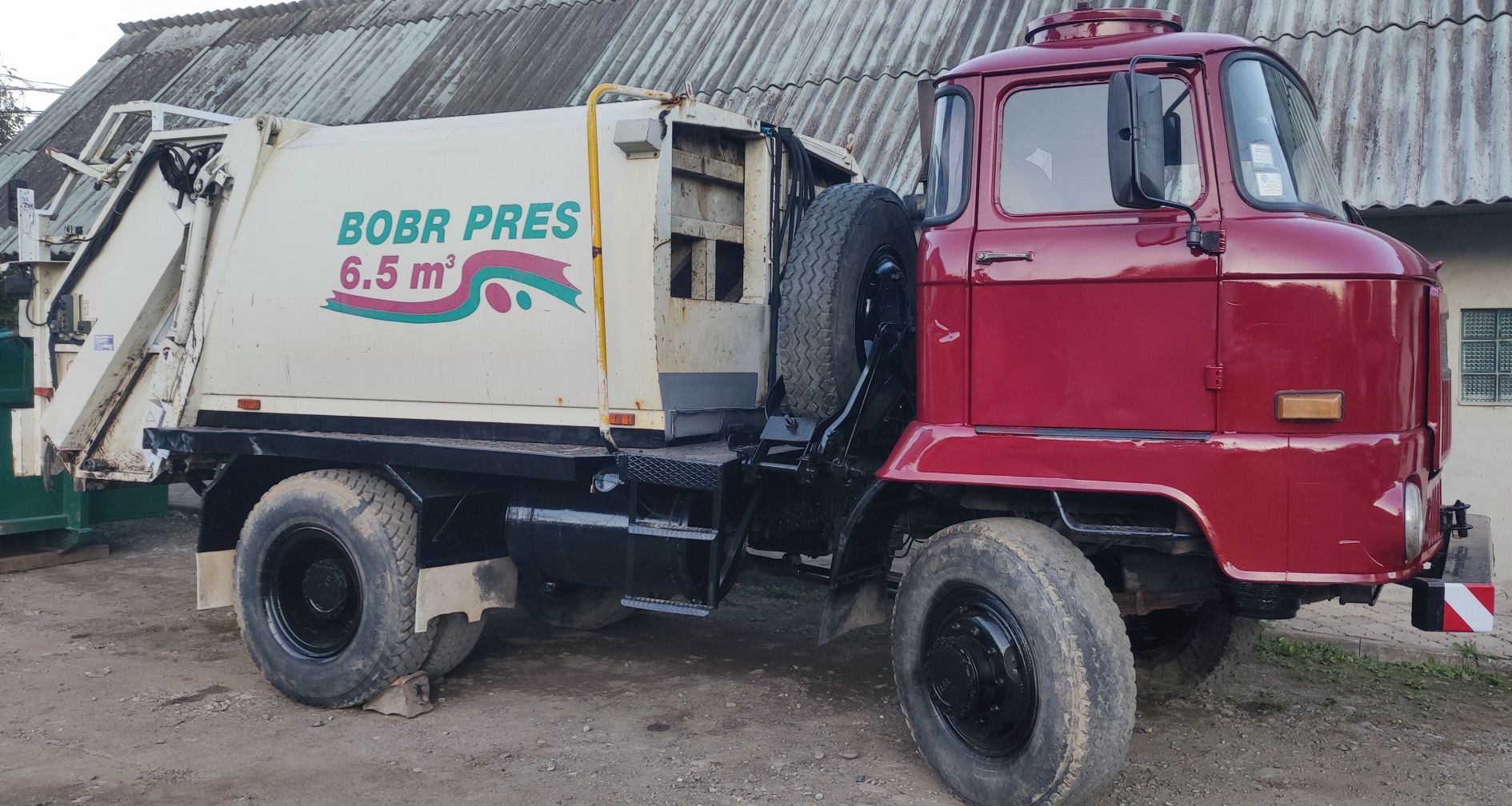 IFA L60 ІФА 4 x 4 сміттєвоз