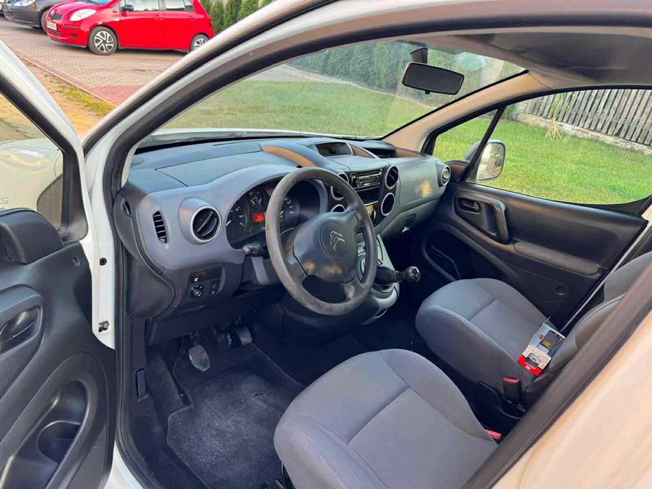 Do wynajęcia Citroen Berlingo Warszawa Wynajem Samochody Tanio