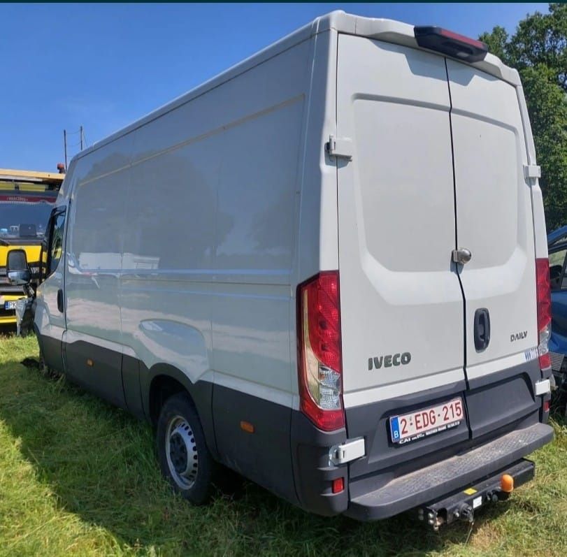 Iveco daily 2023r full led automat hi matic 3.0 180km mały przebieg