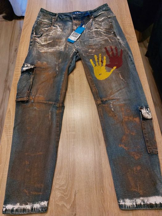 Spodnie damskie Jeansy