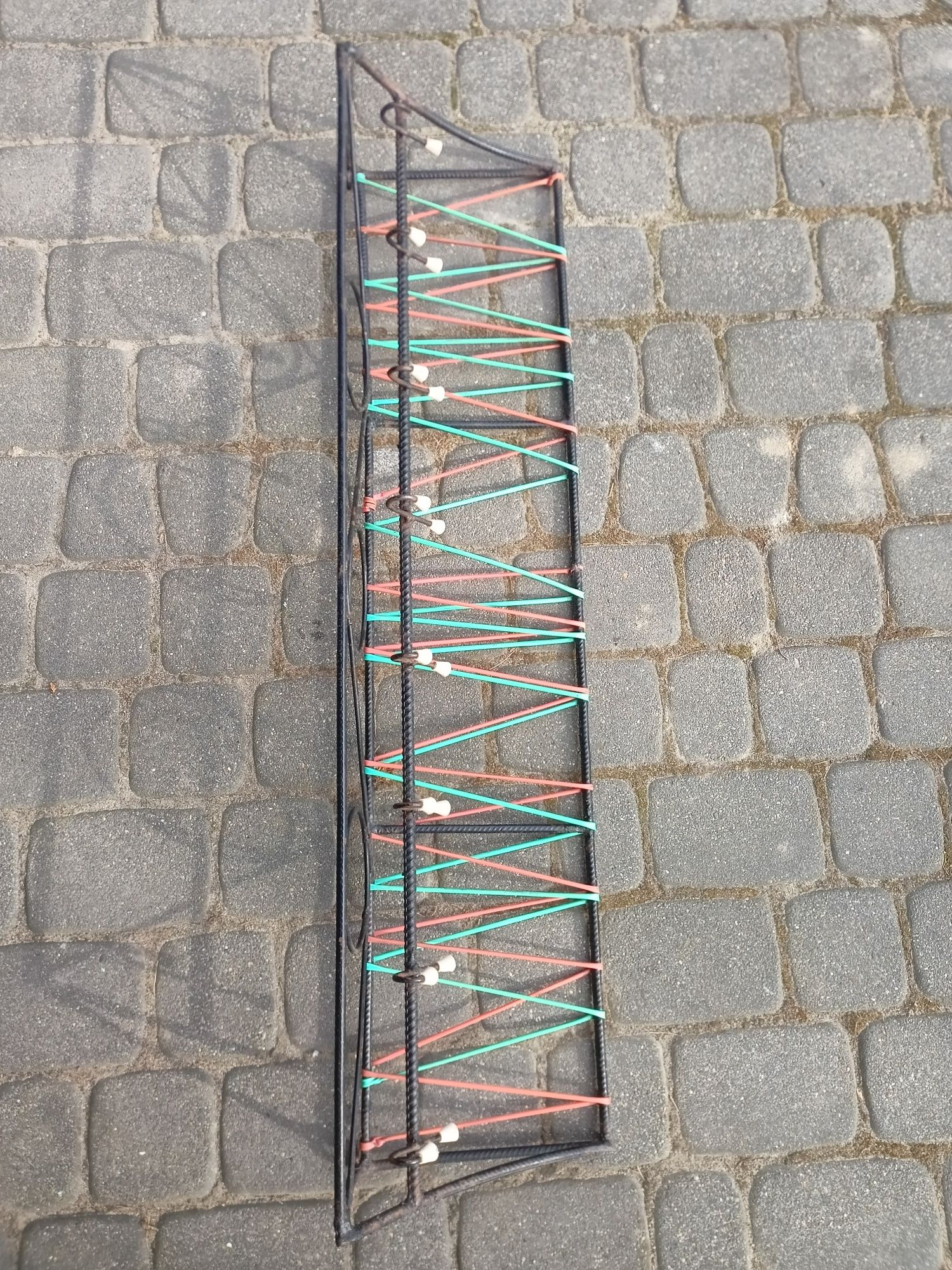 Wieszak metalowy żyłkowy PRL 100 cm