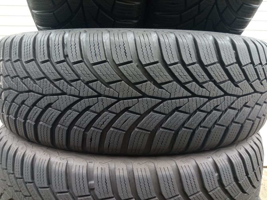 Зима! 195/65R15 Continental 22год состояние новых