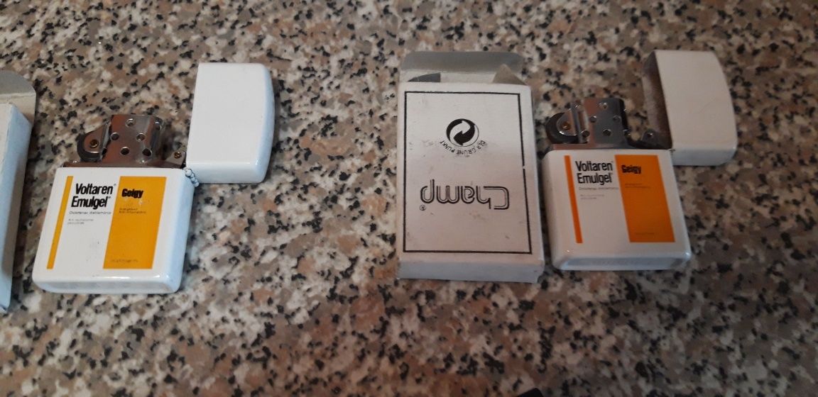 Conjunto de 4 Isqueiros Zippo