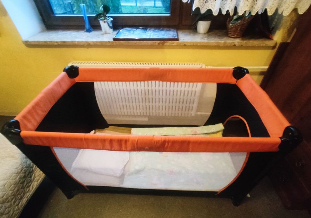 Łóżeczko turystyczne dla dziecka