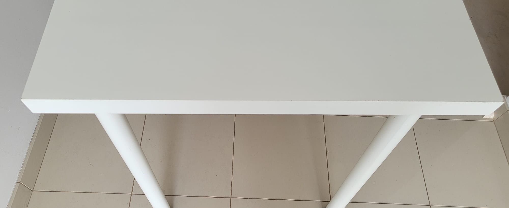 Mesa branca Ikea