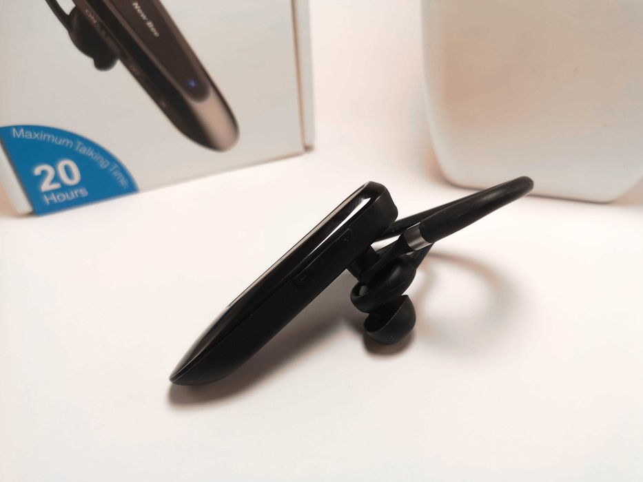 New Bee LC-B45. Блютуз гарнітура з шумопоглинанням + чохол. Розпродаж