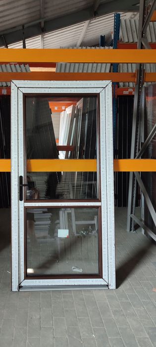 DRZWI Kacprzak 110x210 Drzwi ZEWNĘTRZNE PCV Sklepowe Orzech  Lewe