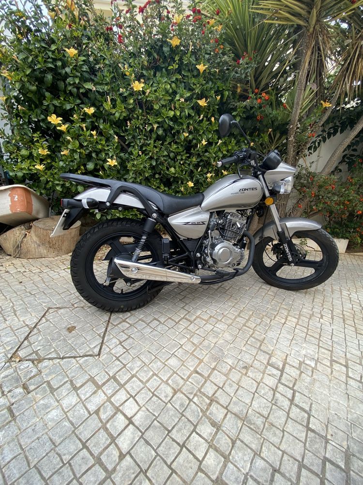 Vende se Zontes Motrcycle 125