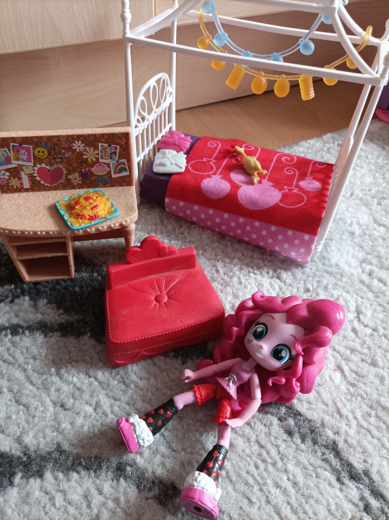 Hasbro My Little Pony Equestria Girls Minis Piżamowe Party