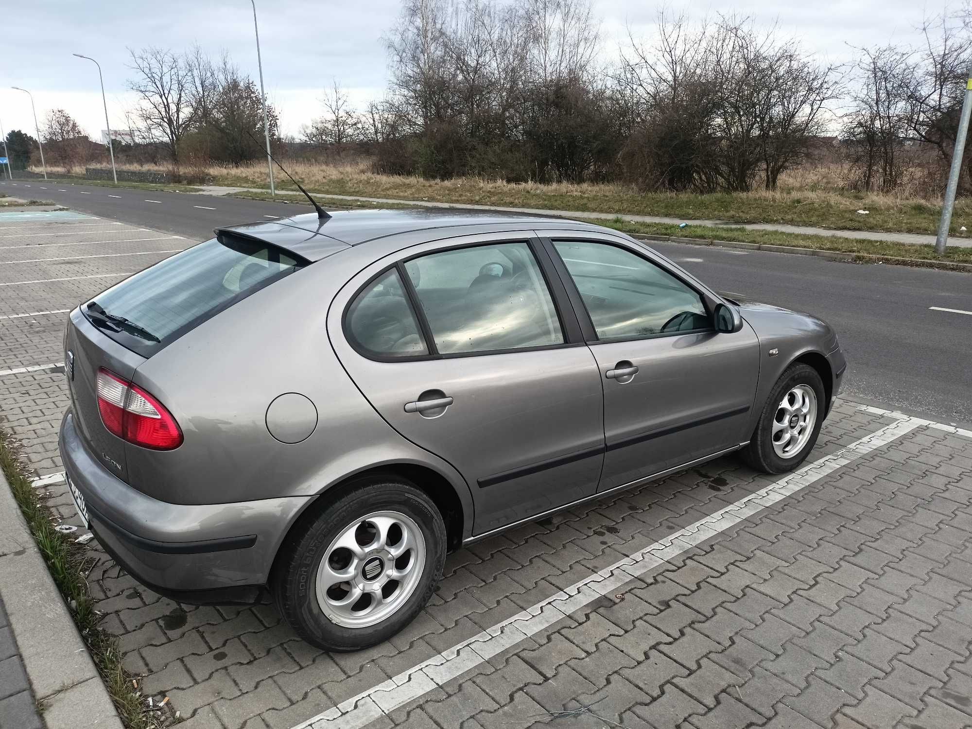 Seat Leon 1,6 MPI -Stella