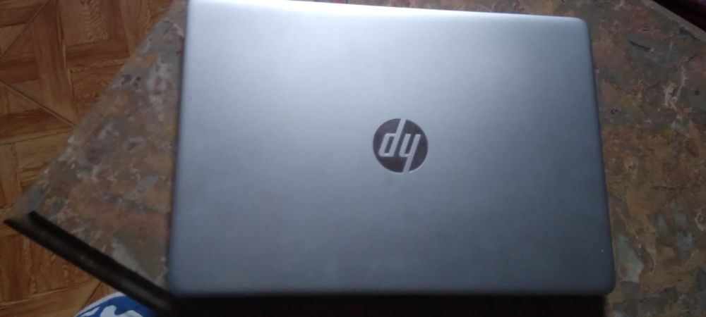 Vendo computador portátil