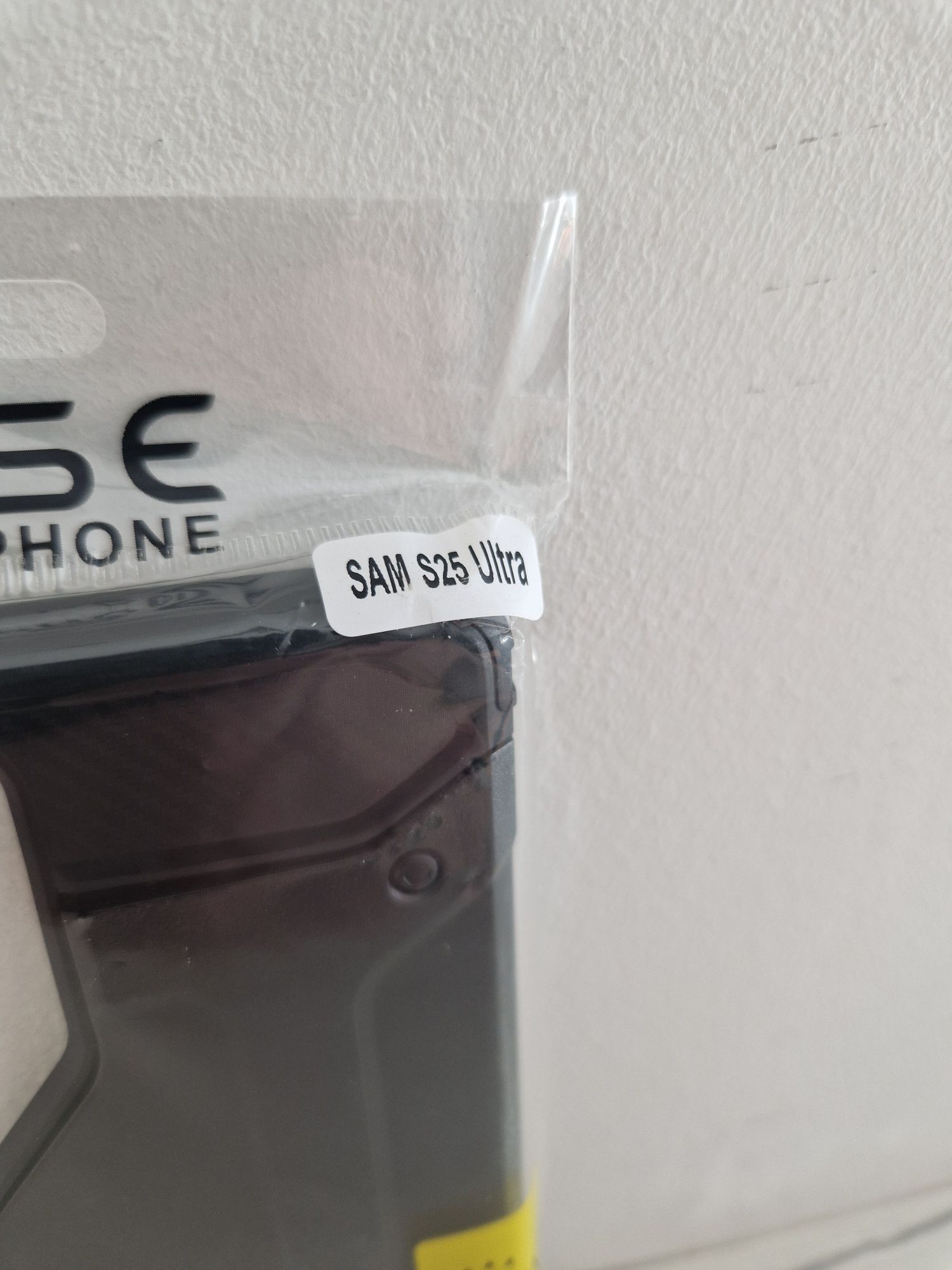 Armor Carbon Case do Samsung Galaxy S25 Ultra Czarny