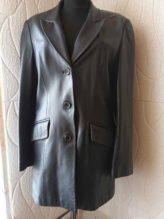 Пиджак черный  натуральная кожа женский размер 46-48