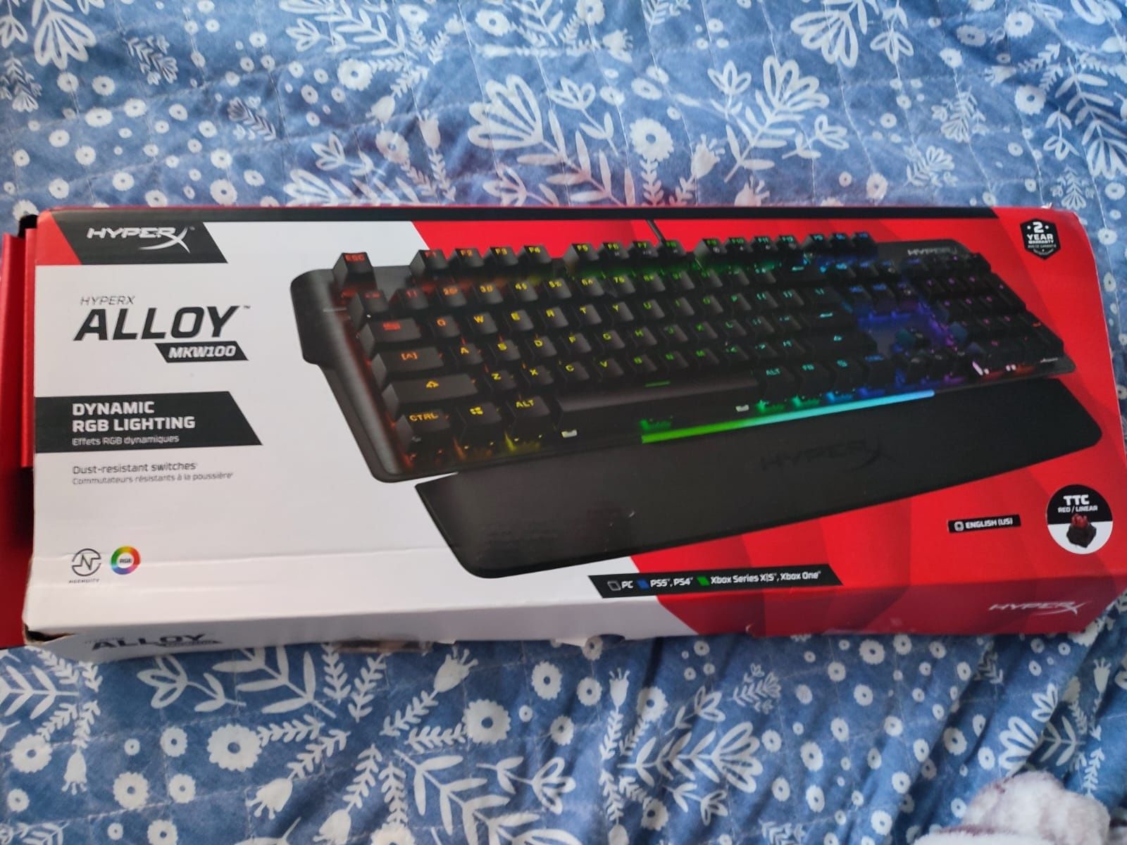 Teclado mecânico hyper x alloy MKW100