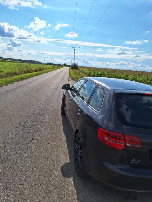 Audi A3 8P * 1.9 Tdi * SportBack * S-line * PoLift * Automat *
