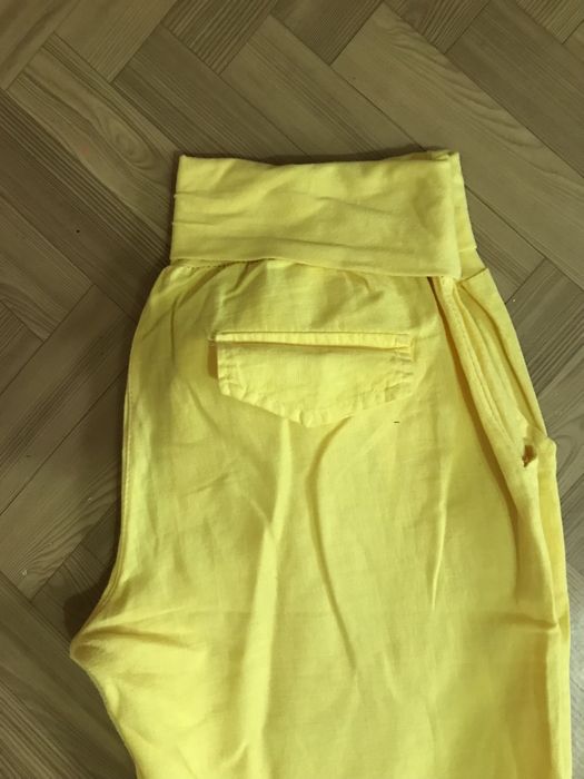 Komplet żóto- czarny nluxka i spodenki Moda Grinta roz. M