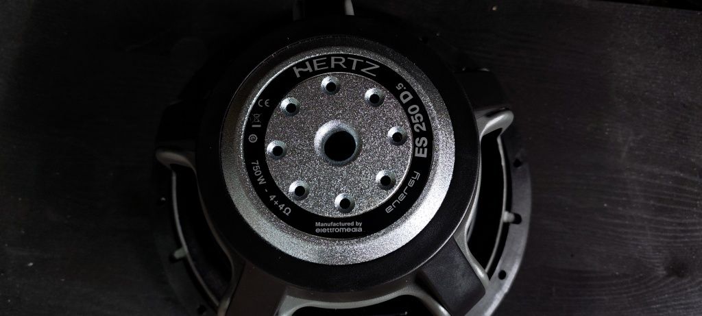 Hertz Sub ES250 d.5