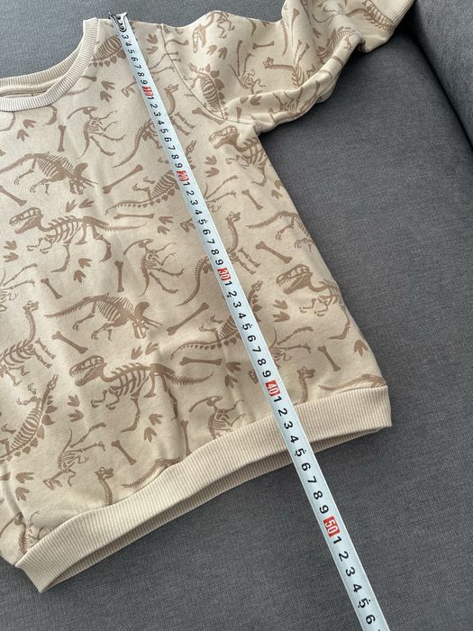 Кофточка бежева   на флісі 4-5 роки