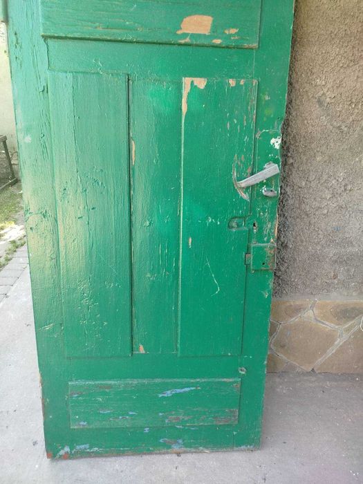 Продам двері різних розмірів