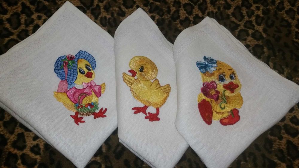 Набор пасхальных салфеток с ручной вышивкой