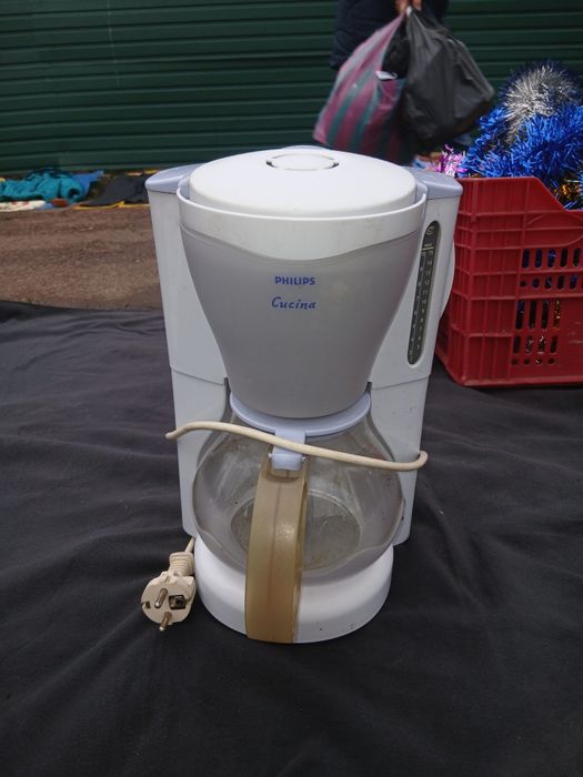 Продам кофеварка Philips