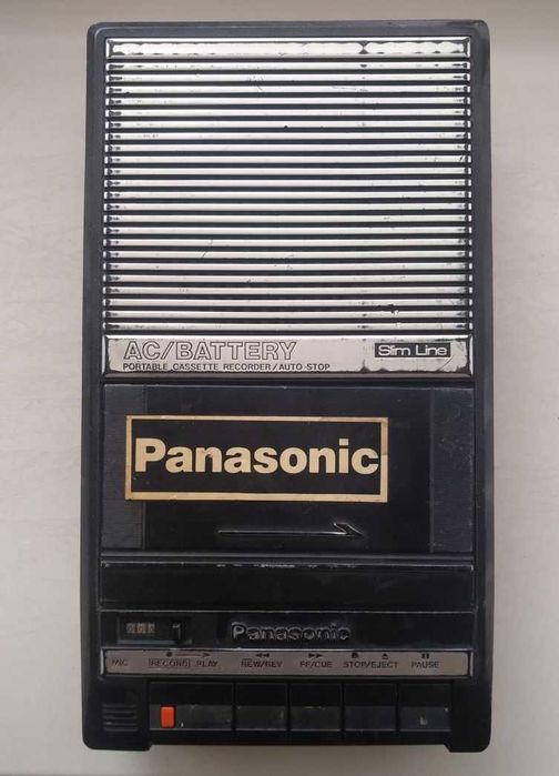 Кассетный магнитофон Panasonic RQ-2104