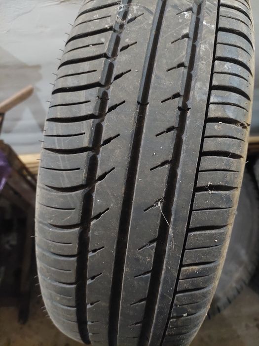 Продам шини в гарному стані Р16