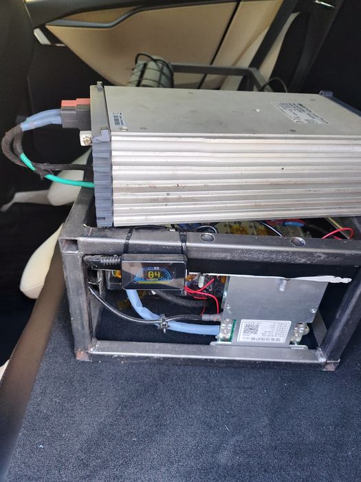 Зарядна станція на 5 кВт.