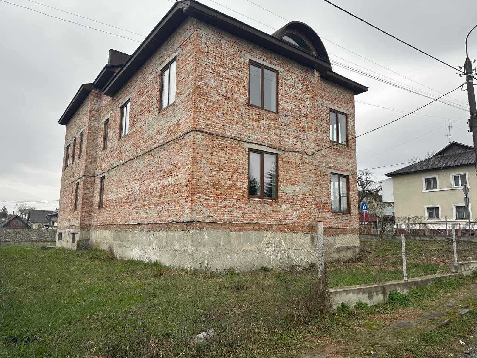 Комерційне приміщення в центрі