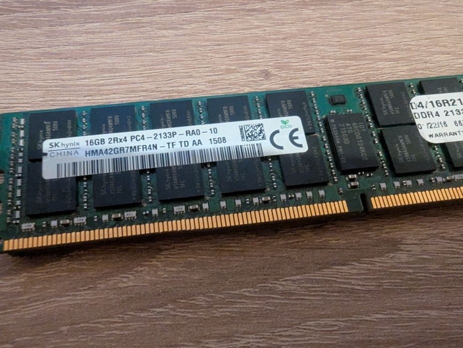 SK Hynix 16Gb DDR4-2133 PC4-17000P-R (HMA42GR7MFR4N-TF) RDIMM ECC Regi