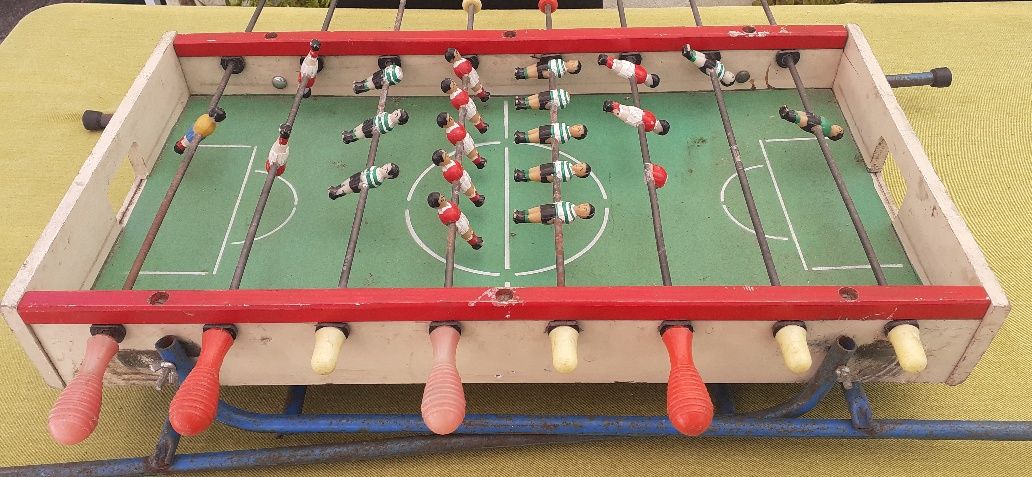Brinquedo Português matraquilhos