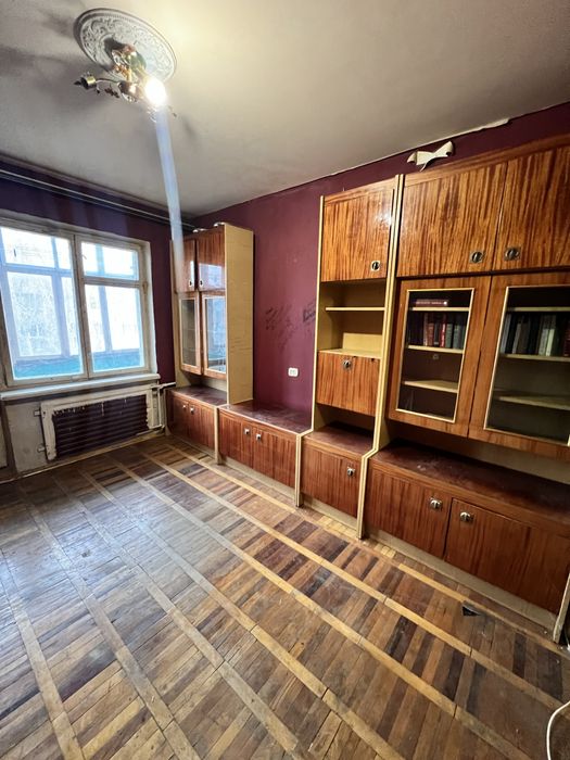 1 кімнатна квартира по вул .Фабрична під ремонт