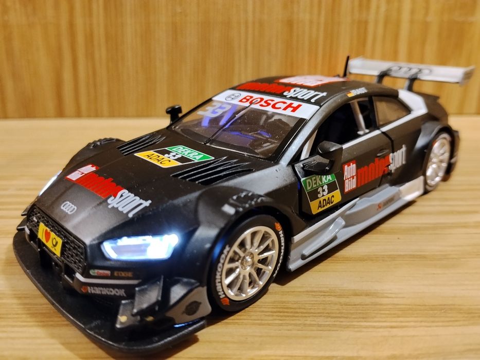 Модель AUDI RS 5 DTM 1:32 Автопром металл свет звук инерция Ауди