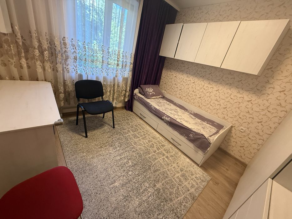 Пропоную в оренду 3 кім по Героїв України