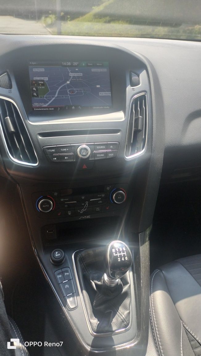 Ford focus Titanium 1.0 ecoboost 125cv • económico