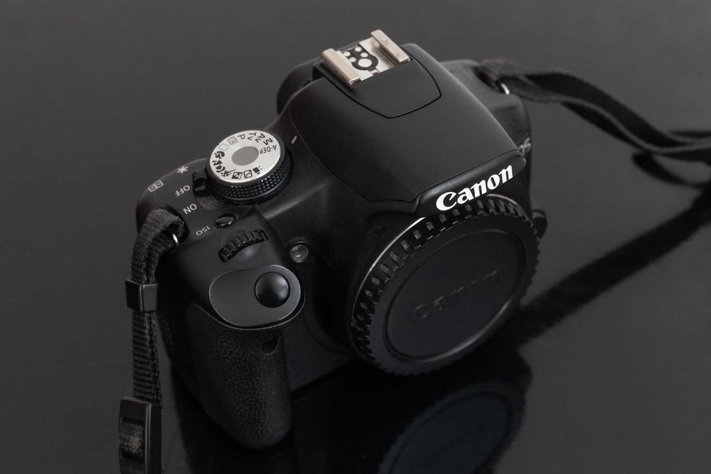 Canon 500D body дзеркальний фотоапарат Кенон
