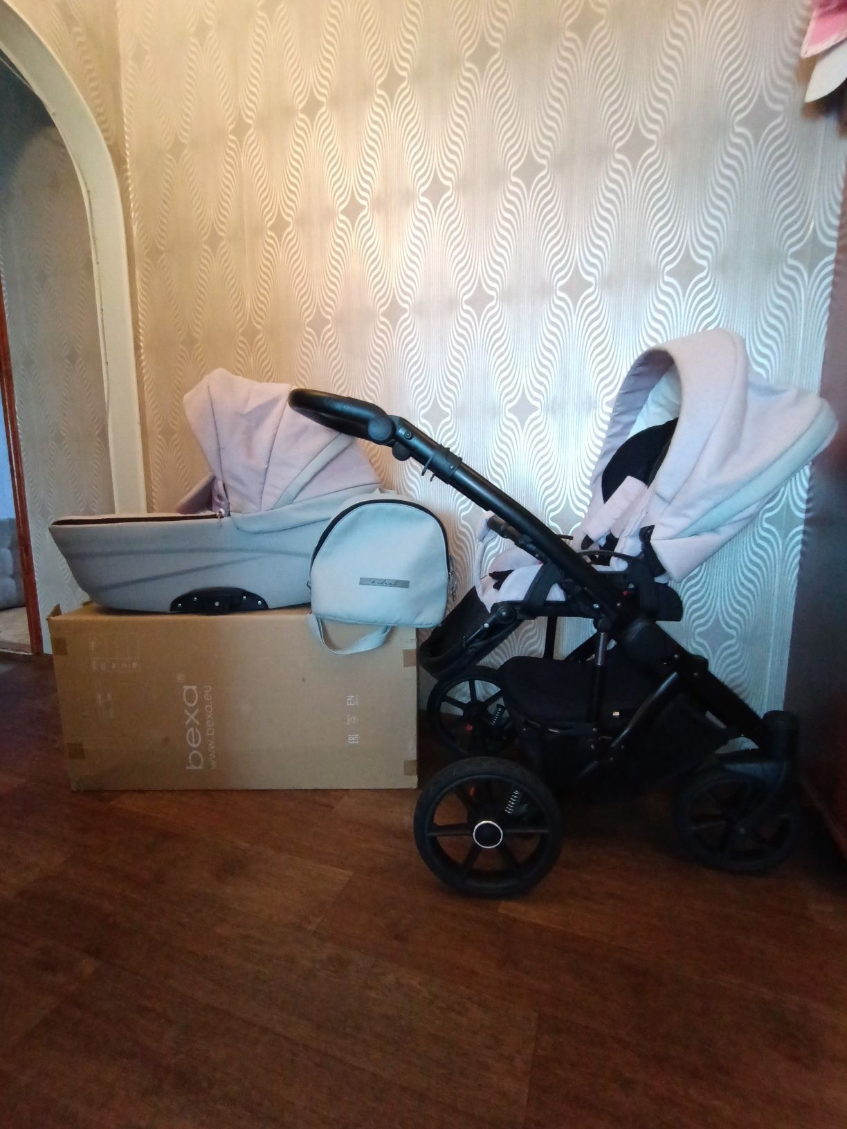 Продам б.в. коляску 2 в 1 BEXA IDEAL 2.0 - ID06