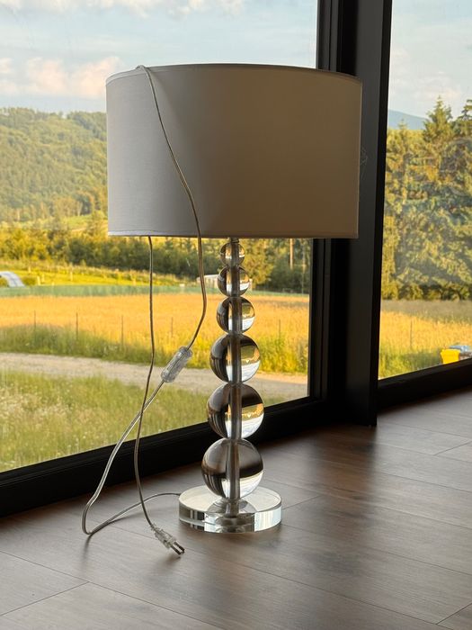 Lampa Safavieh Liam Stacked Crystal Ball Lamp