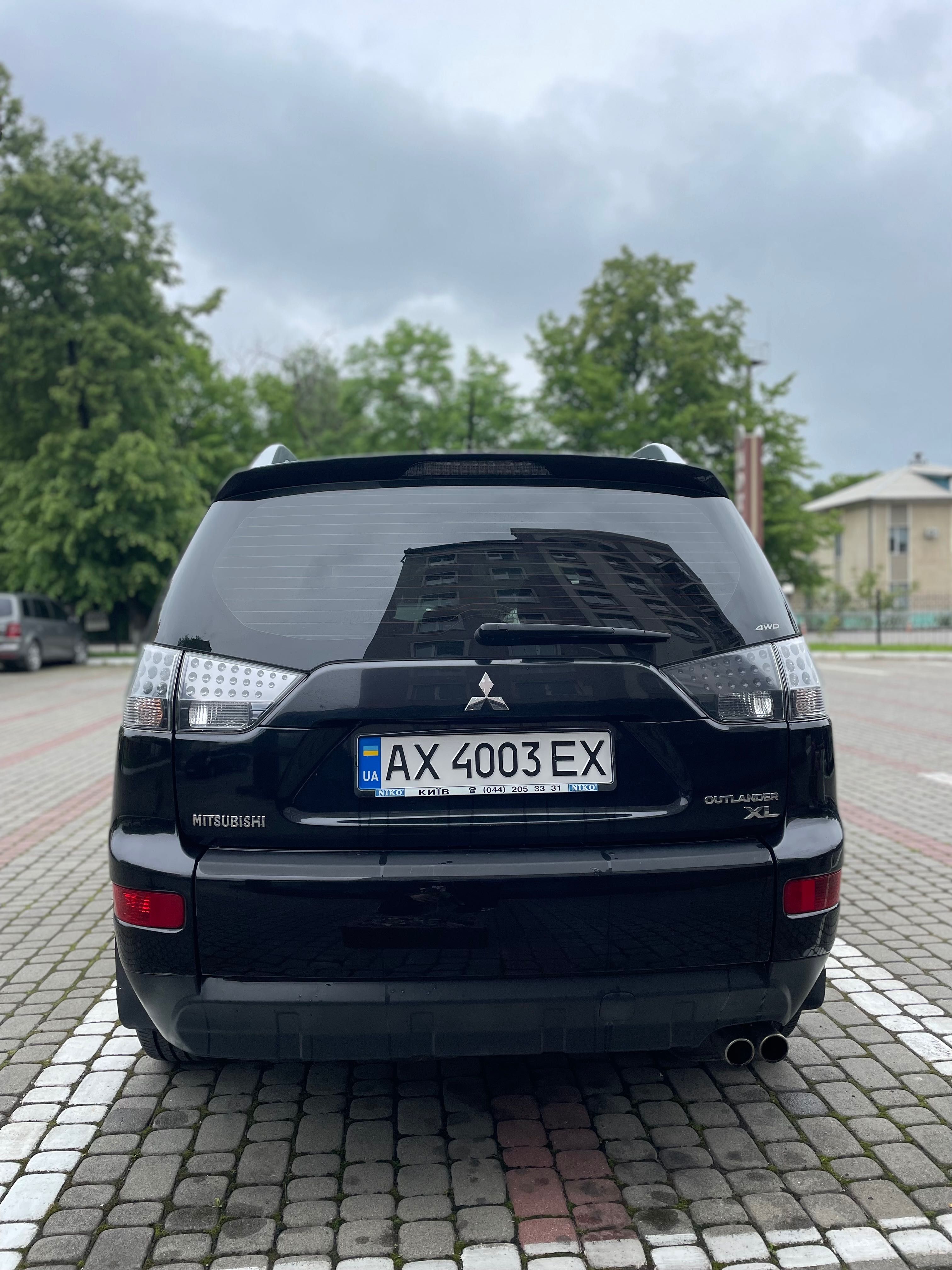 Продам Mitsubishi Outlander XL