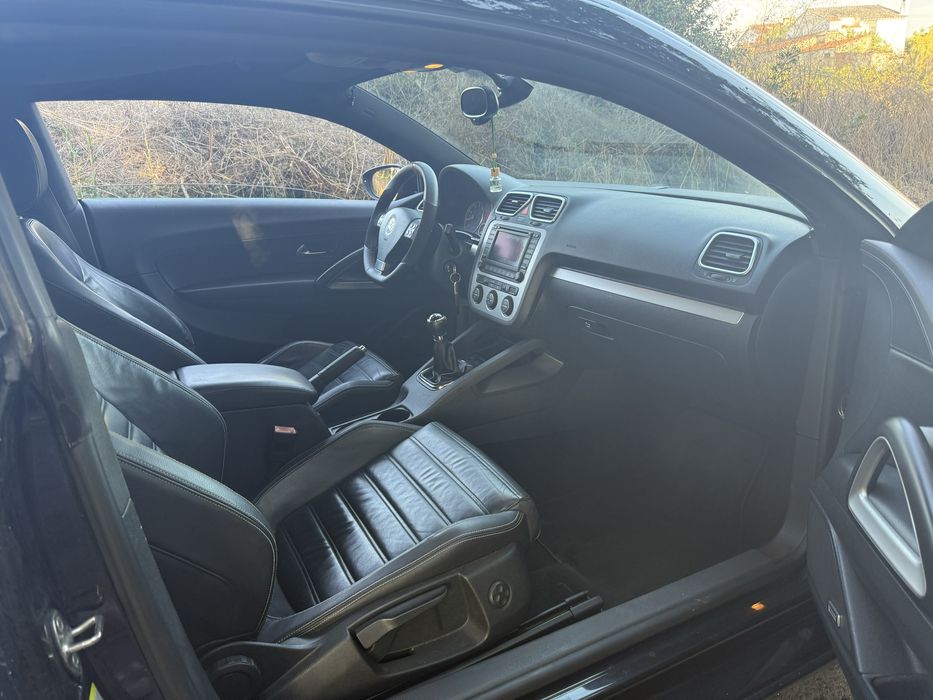 Volkswagen Scirocco 2.0 TSI Sport Caixa Manual