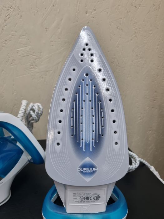 Праска Tefal Easygliss Plus FV5718E0
Праска Tefal Easygliss Plus FV571