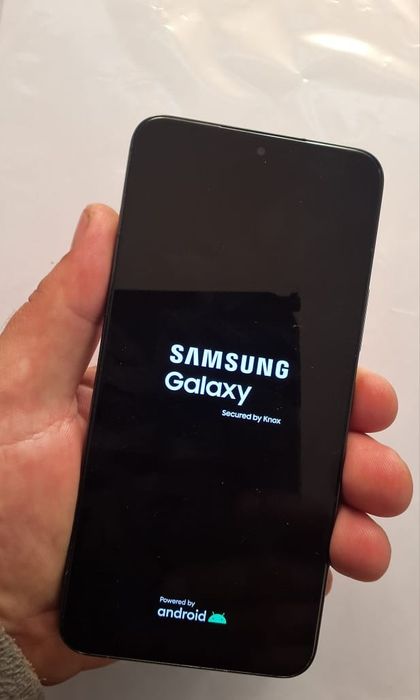 Samsung galaxy S22 8/128