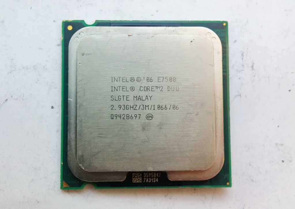 E7500 core 2duo + Culer Intel s775