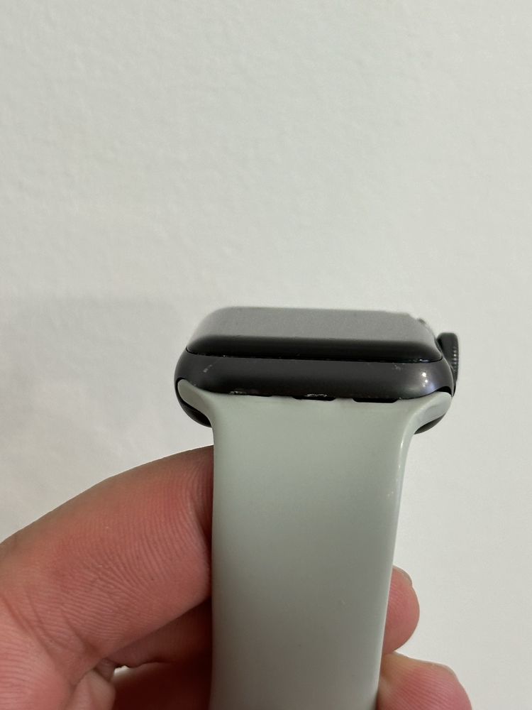 Apple watch 3 series 38mm ,оригинал,весь комплект