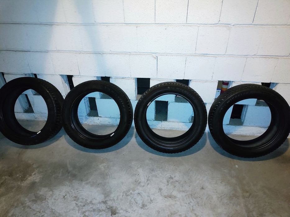 Michellin Crossclimate 2 205/50/R17 93W