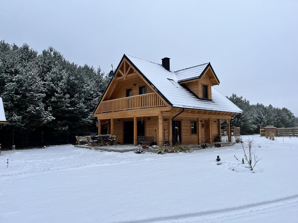 Dom z bala na wynajem sauna jacuzzi na 12 osób.