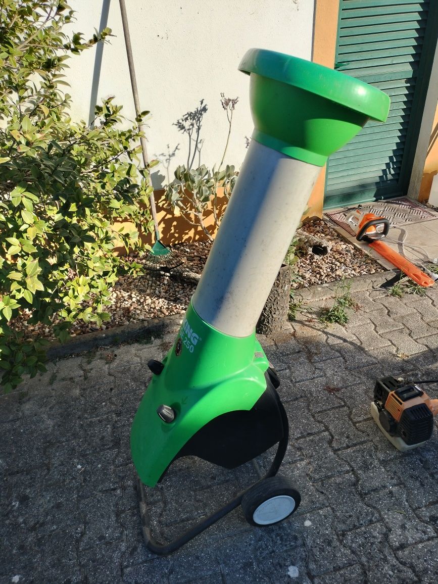 Triturador Viking ge250